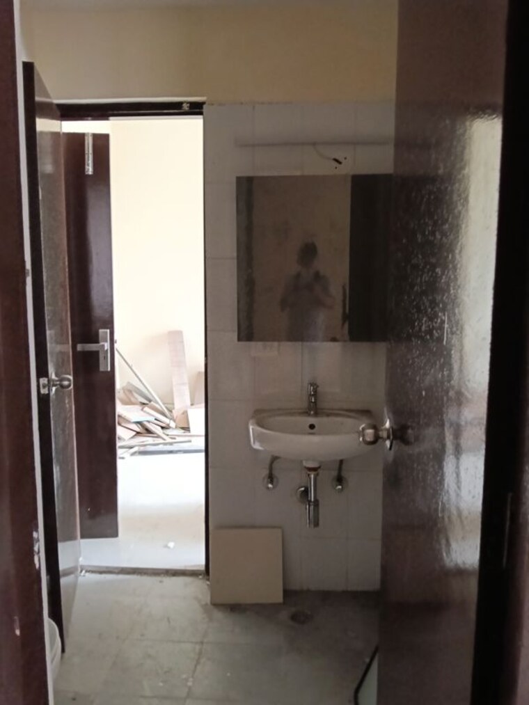 Bathroom, today-ridge-residency 2 Bedroom 1075 Sq.Ft. Apartment In Sector 135 Noida 10680026