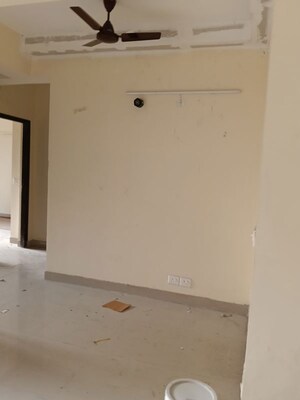Room in 2 BHK Apartment at Today Ridge Residency, Sector 135 – for Rent