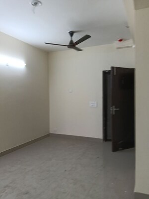Room in 2.5 BHK Apartment at Today Ridge Residency, Sector 135 – for Rent