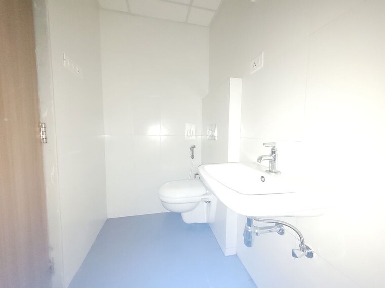 Bathroom, godrej-emerald 2 Bedroom 708 Sq.Ft. Apartment In Ghodbunder Road Thane 10680077