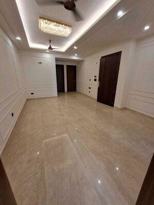 Kitchen in 3 BHK Builder Floor at Sector 23 – for Rent