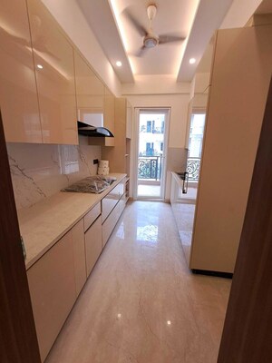 Building Lobby in 3 BHK Builder Floor at Sector 23 – for Rent