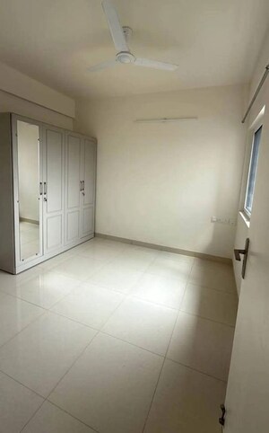 Room in 2 BHK Apartment at Group Apartment, Madhurawada – for Sale