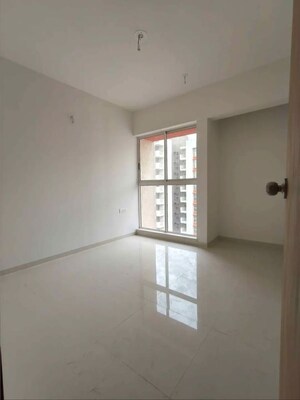 Room in 3 BHK Apartment at Lodha Codename Premier, Dombivli East – for Rent