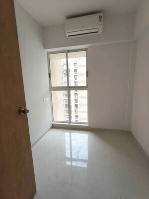 Room in 3 BHK Apartment at Lodha Codename Premier, Dombivli East – for Rent