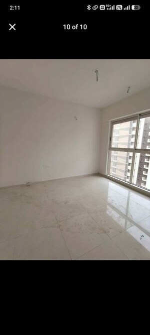 Room in 3 BHK Apartment at Lodha Codename Premier, Dombivli East – for Rent