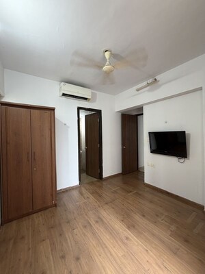 Master Bedroom in 1.5 BHK Apartment at Lodha Downtown, Dombivli East – for Rent