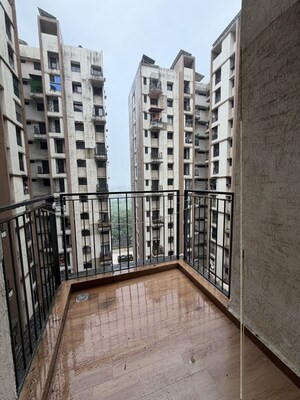 Balcony in 1.5 BHK Apartment at Lodha Downtown, Dombivli East – for Rent