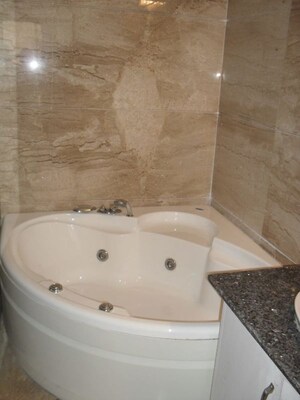 Bathroom in 3 BHK Builder Floor at Safdarjung Enclave – for Rent