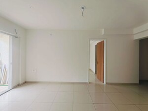 Furnished Amenities in 3 BHK Apartment at Godrej Emerald, Ghodbunder Road – for Rent