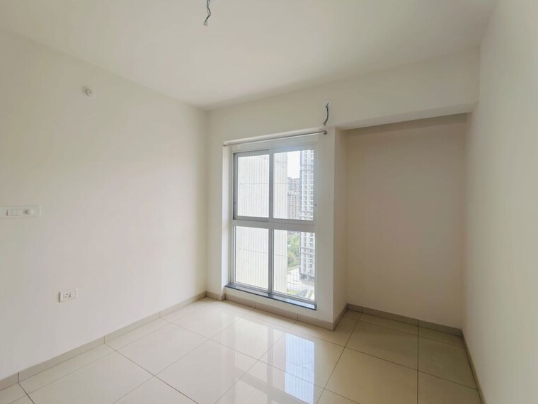 Room, godrej-emerald 3 Bedroom 1033 Sq.Ft. Apartment In Ghodbunder Road Thane 10680112