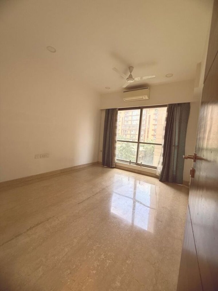 Room, rustomjee-paramount 2 Bedroom 1004 Sq.Ft. Apartment In Khar West Mumbai 10680129