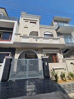 4 BHK 127 Sq.Yd. Independent House in Sector 123
