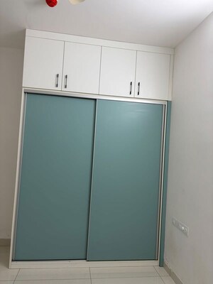 Furnished Amenities in 3 BHK Apartment at Candeur 40, Miyapur – for Rent