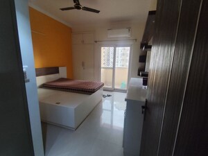 Bathroom in 2 BHK Apartment at Paramount Floraville, Sector 137 – for Sale