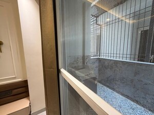 Balcony in 2 BHK Builder Floor at Sector 43 – for Rent