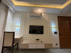 Building Lobby in 2 BHK Builder Floor at Sector 43 – for Rent