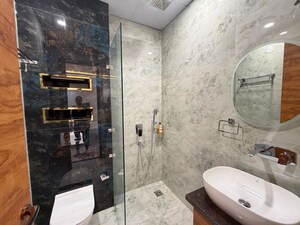 Bathroom in 2 BHK Builder Floor at Sector 43 – for Rent