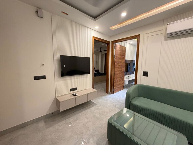 Living Room, sector 43 2 Bedroom 260 Sq.Yd. Builder Floor In Sector 43 Gurgaon 10680150