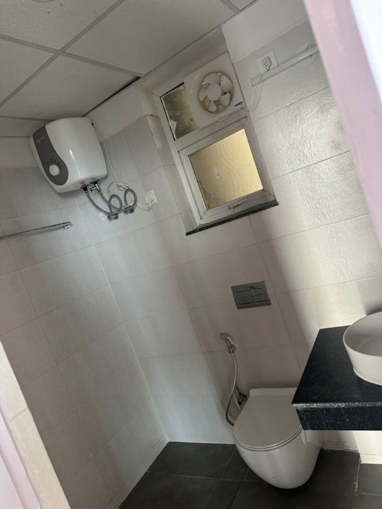 Bathroom, supertech-hues 2 Bedroom 1130 Sq.Ft. Apartment In Sector 68 Gurgaon 10680190