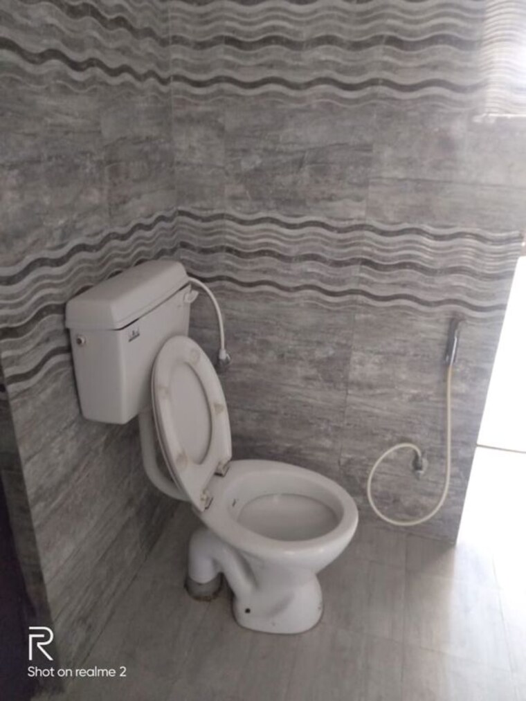 Bathroom, omega-orchid-heights 2 Bedroom 2200 Sq.Ft. Apartment In Faizabad Road Lucknow 10680162