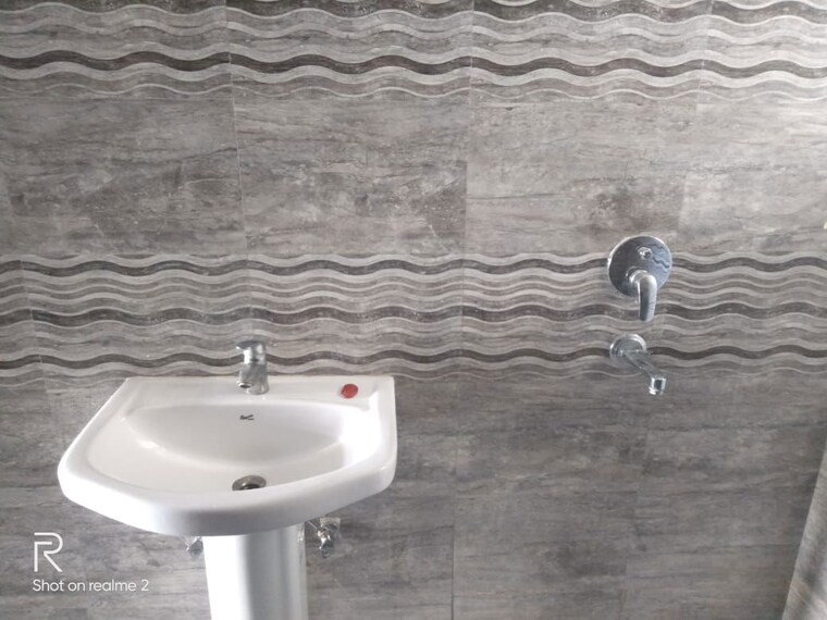 Bathroom, omega-orchid-heights 2 Bedroom 2200 Sq.Ft. Apartment In Faizabad Road Lucknow 10680162