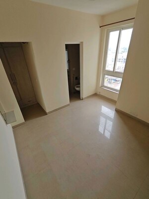 Room in 3 BHK Builder Floor at Sector 23 – for Rent