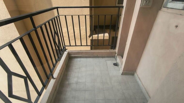 Balcony, mrg-the-balcony 2 Bedroom 606 Sq.Ft. Apartment In Sector 93 Gurgaon 10680193