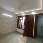 3 BHK +  850 Sq.Ft. Builder Floor in Govindpuri