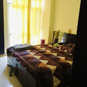 2 BHK Apartment For Rent in Amrapali Silicon City, Sector 76