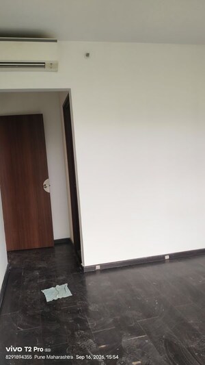 Room in 2 BHK Apartment at Goel Ganga Acropolis, Baner – for Rent