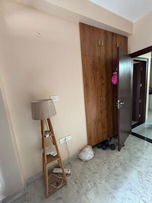 Living Room in 2 BHK Builder Floor at Ardee City, Sector 52 – for Rent