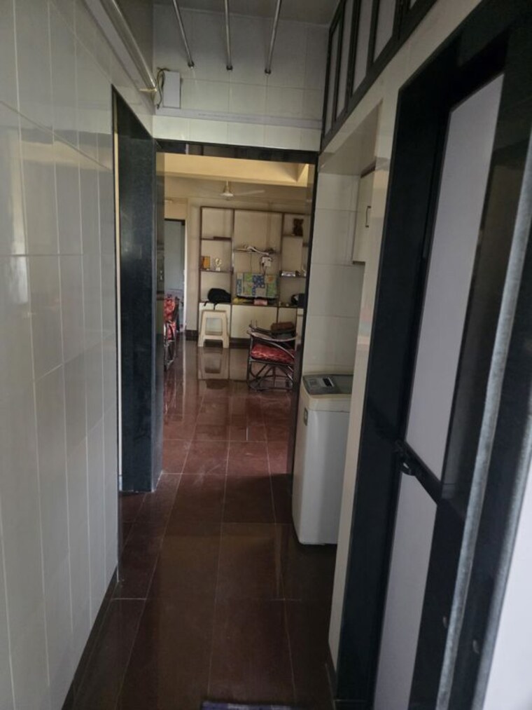  Parking, rajas-chs 2 Bedroom 1000 Sq.Ft. Apartment In Andheri East Mumbai 10680260