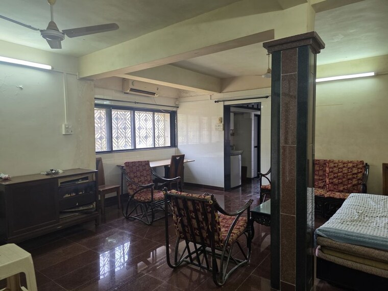 Living Room, rajas-chs 2 Bedroom 1000 Sq.Ft. Apartment In Andheri East Mumbai 10680260