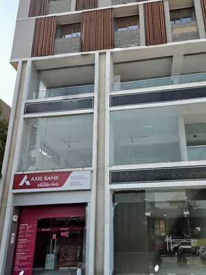  Showroom – Exterior View View at Science City - for Rent