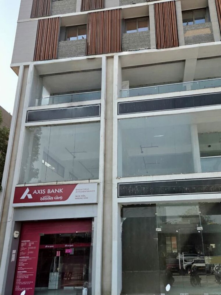 Exterior View, science city Commercial Showroom 5118 Sq.Ft. In Science City Ahmedabad 10680273