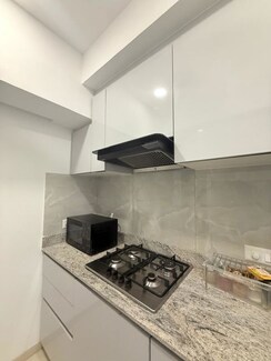 4 BHK Apartment For Sale in DLF Regal Gardens