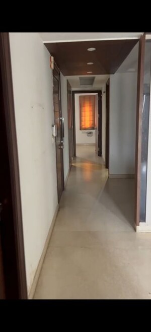 Building Lobby in 3 BHK Builder Floor at Jungpura Extension – for Rent