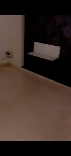 Room in 3 BHK Builder Floor at Jungpura Extension – for Rent