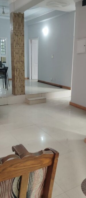 Dining Room in 3 BHK Builder Floor at Uppal Southend, Sector 49 – for Rent