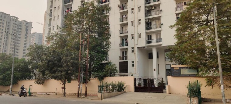 Exterior View, aditya-celebrity-homes 2.5 Bedroom 1220 Sq.Ft. Apartment In Sector 76 Noida 10678641