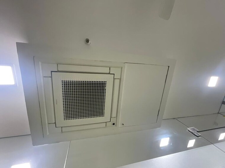 Team Area, ambli Commercial Office Space 800 Sq.Ft. In Ambli Ahmedabad 10680310
