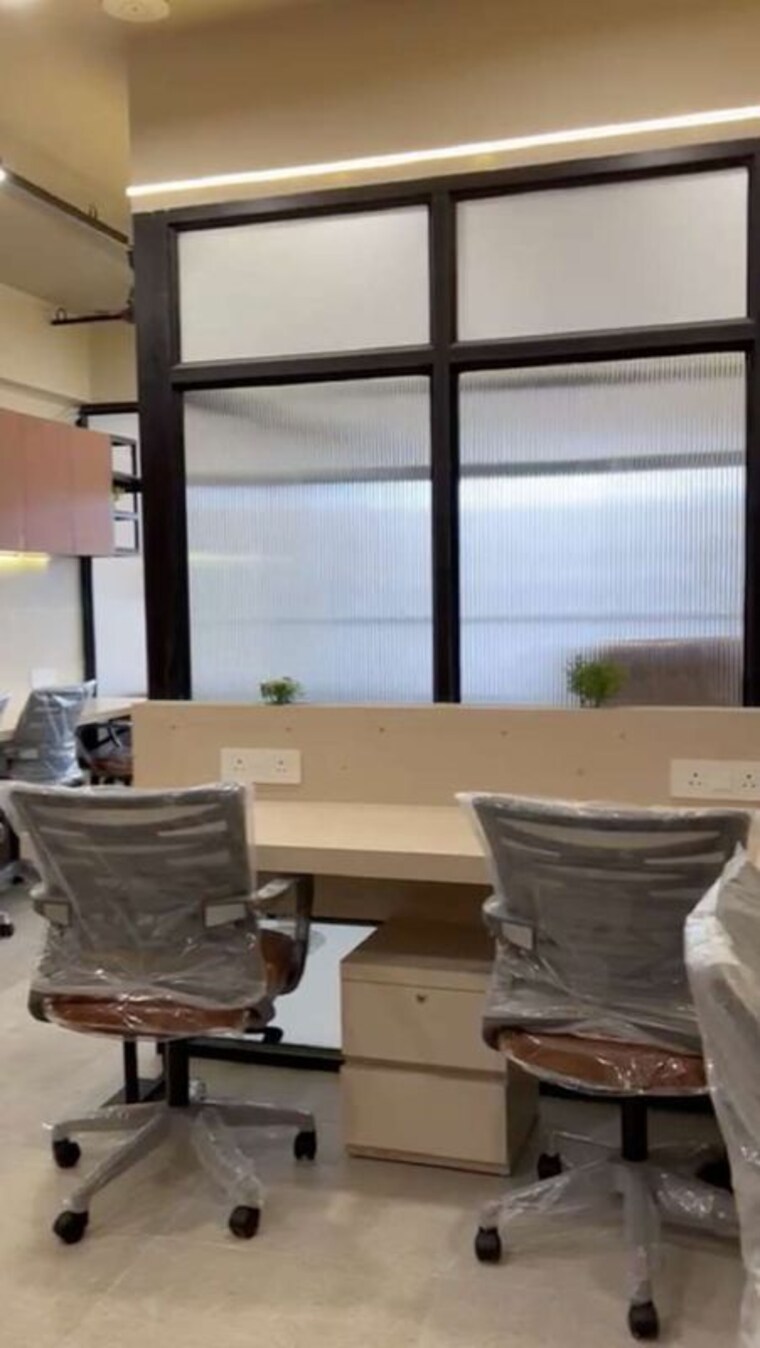 Team Area, ambli Commercial Office Space 985 Sq.Ft. In Ambli Ahmedabad 10680131