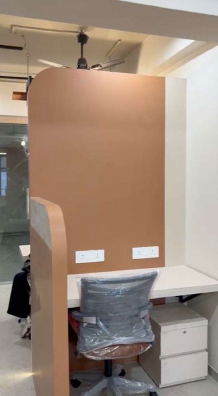 undefined, ambli Commercial Office Space 985 Sq.Ft. In Ambli Ahmedabad 10680131