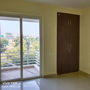 Room in 3 BHK Builder Floor at Kohli One Malibu Town Plot, Sector 47 – for Rent