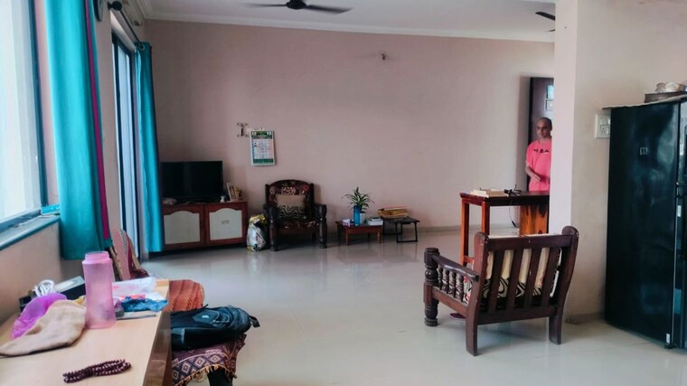 Living Room, the-pearl 2 Bedroom 950 Sq.Ft. Apartment In Balewadi Pune 10680301