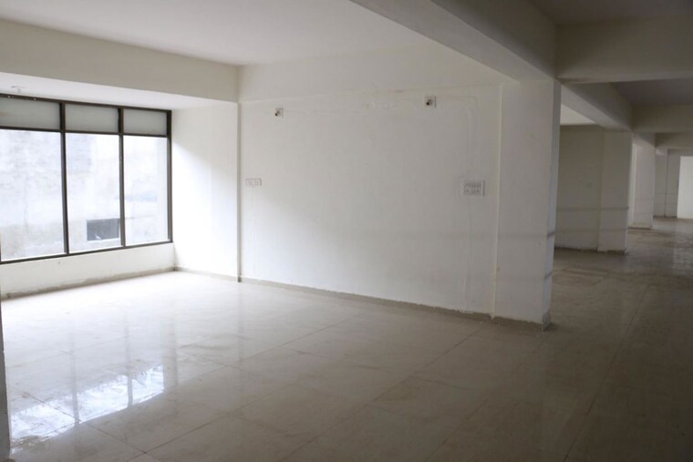 Room, changodar Commercial Warehouse 4444 Sq.Yd. In Changodar Ahmedabad 10680317