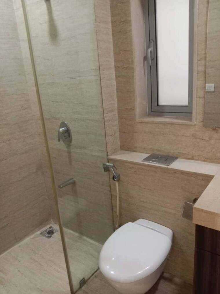 Bathroom, oberoi-realty-exquisite 3 Bedroom 1300 Sq.Ft. Apartment In Goregaon East Mumbai 10680331