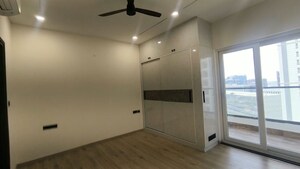 Room in 3 BHK Apartment at Sumadhura The Olympus, Nanakramguda – for Rent
