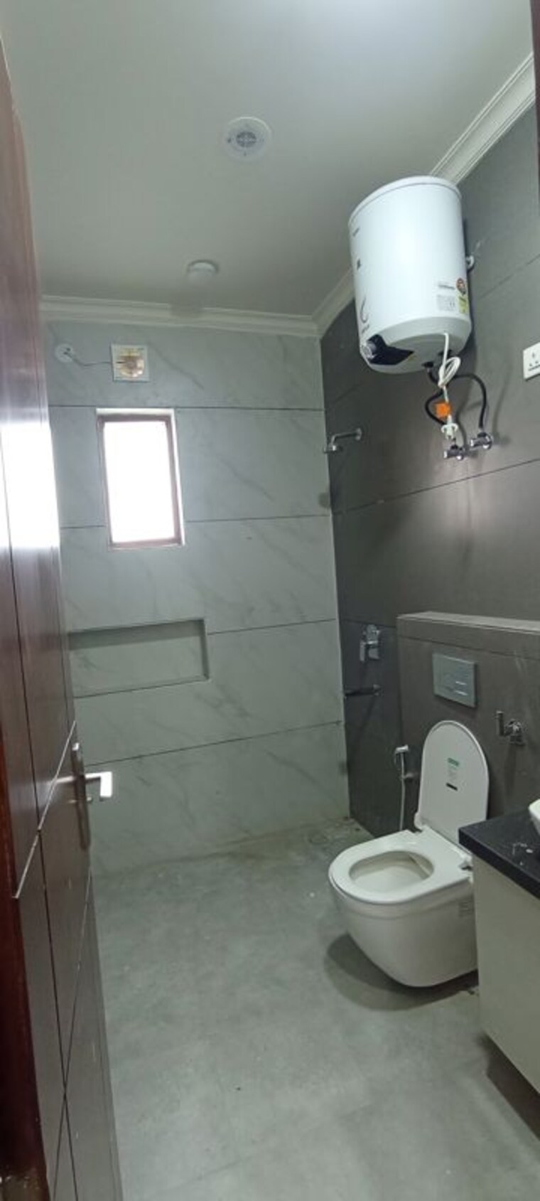 Bathroom, bptp-district-3 3 Bedroom 1620 Sq.Ft. Builder Floor In Sector 85 Faridabad 10680328